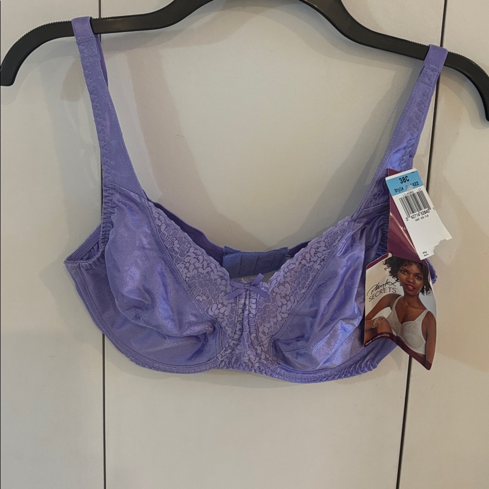 Playtex Secrets Bra New lilac lace underwire 38C